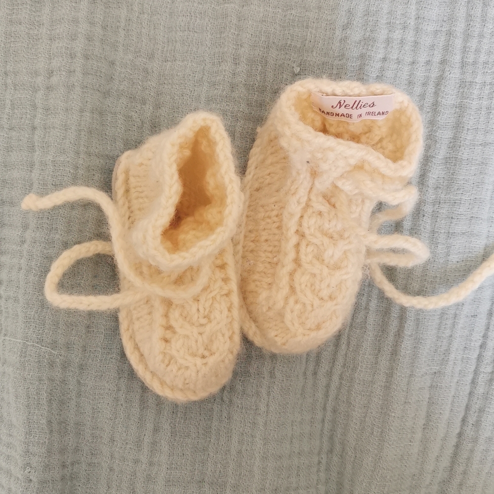 Nellies Baby Booties